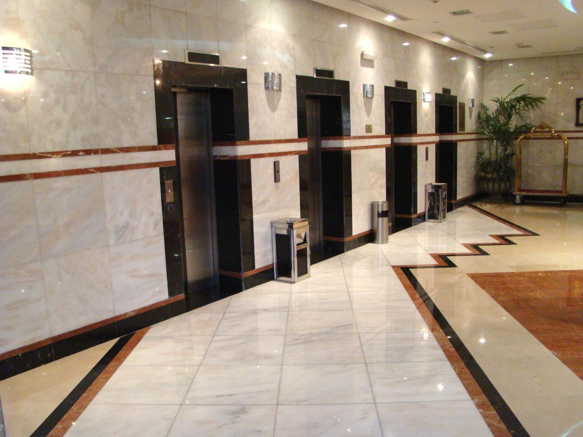 Manazel Alaswaf Hotel Медина Екстериор снимка