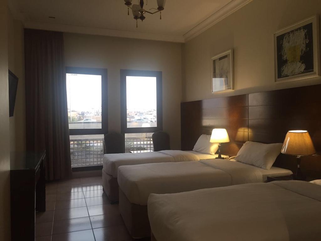 Manazel Alaswaf Hotel Медина Екстериор снимка