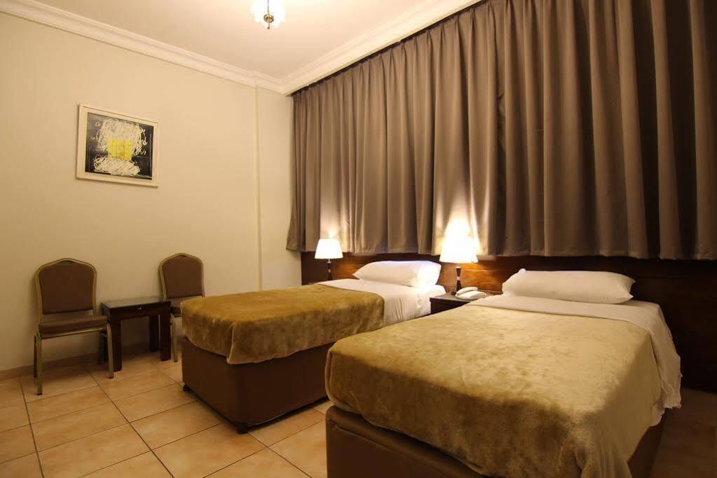 Manazel Alaswaf Hotel Медина Екстериор снимка